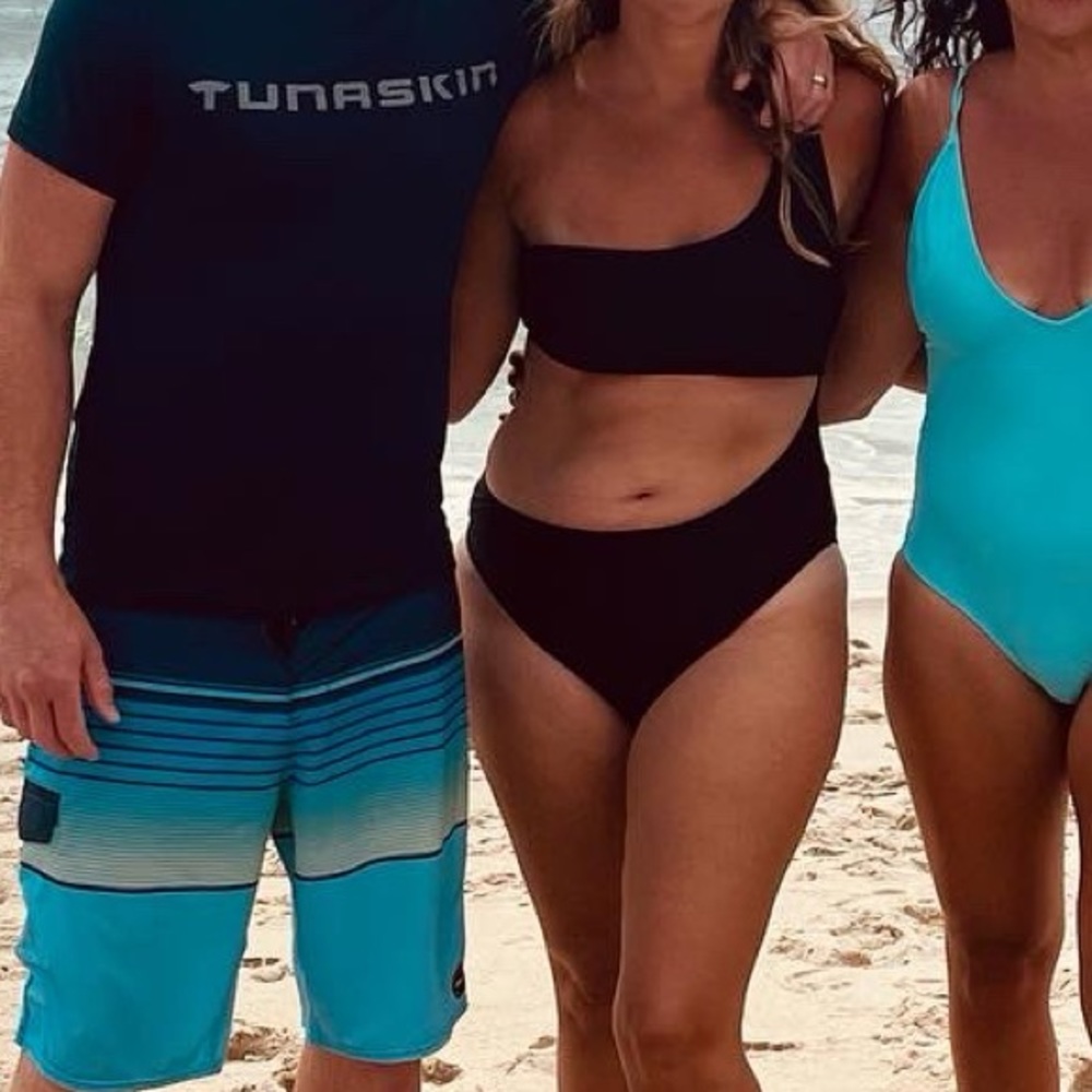 Bathing Suit - Picture 5 of 5